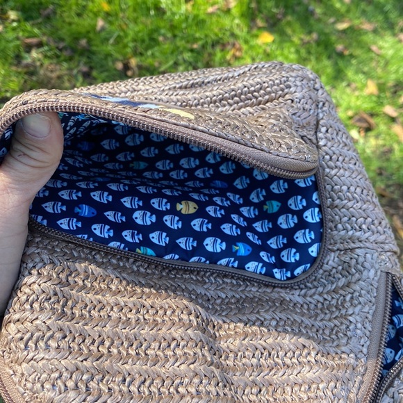 Vera BRADLEY STRAW MINI BACKPACK WITH FISH EMBROIDERED - Picture 5 of 13